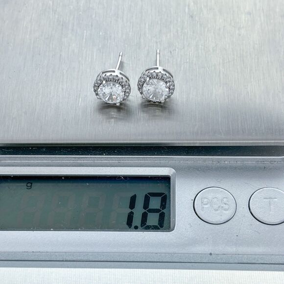 8mm Daisy Frame Round Cubic Zirconia Stud Post Earrings | Sterling Silver 925 - Picture 5 of 6